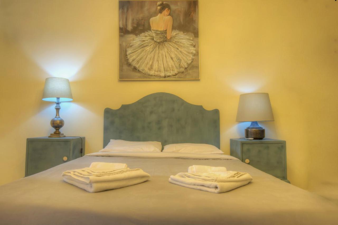 Large And Bright Apartment In The City Centre Goslm-2 Sliema Exteriér fotografie