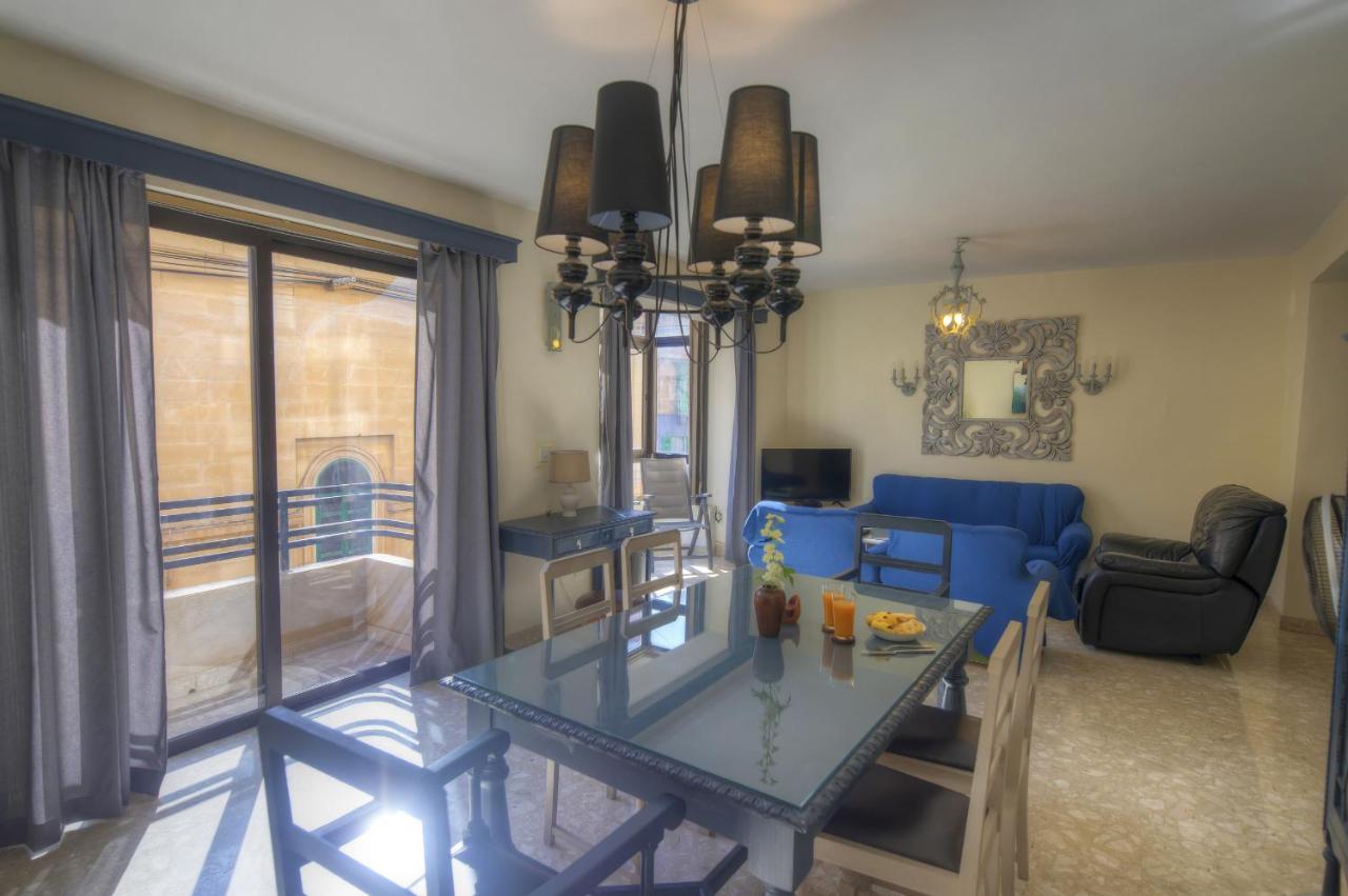 Large And Bright Apartment In The City Centre Goslm-2 Sliema Exteriér fotografie