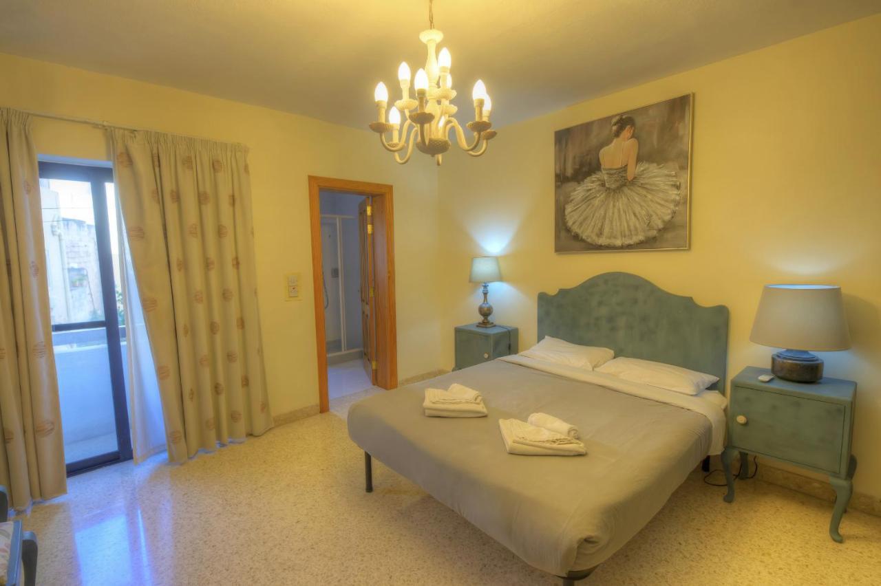 Large And Bright Apartment In The City Centre Goslm-2 Sliema Exteriér fotografie