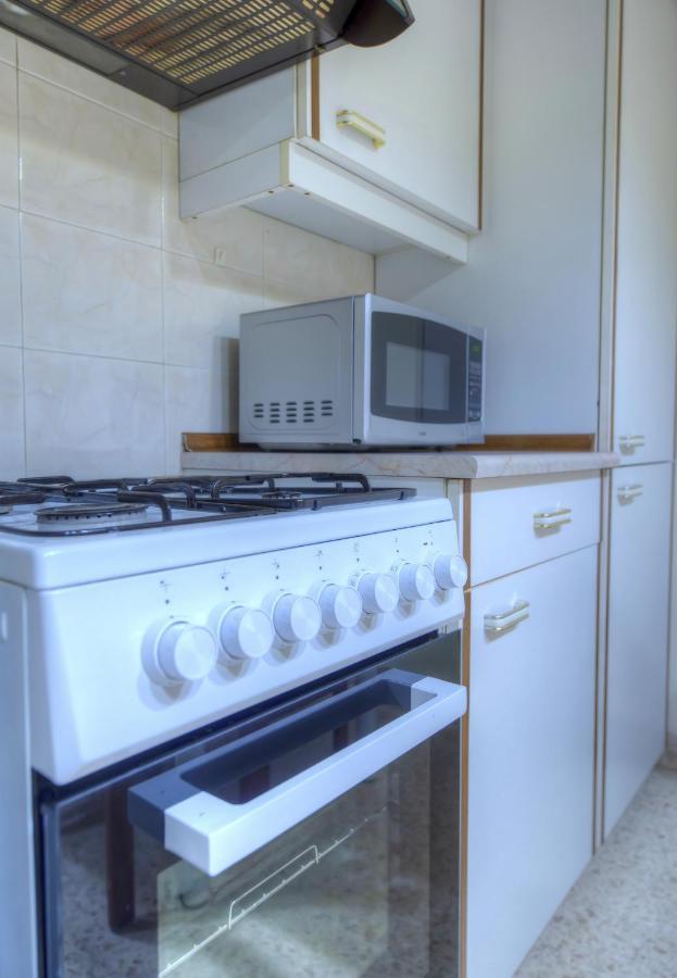 Large And Bright Apartment In The City Centre Goslm-2 Sliema Exteriér fotografie